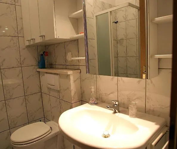 Апартаменты House Peri Трогир